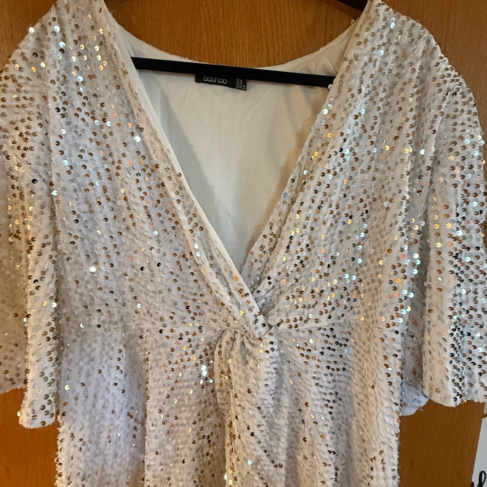 Boohoo Plus White Sequin Mini Dress - Picture 3 of 4